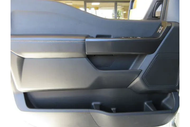 $36691 : Ford F-150 2023 4x4 XLT 4dr image 9