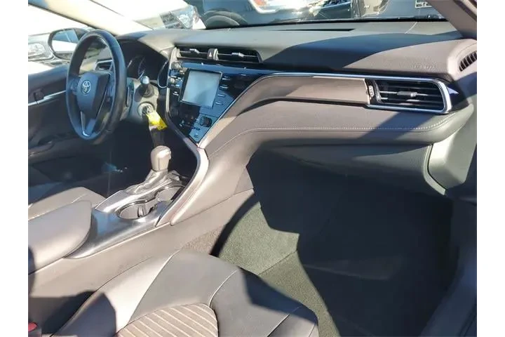 $15990 : Toyota Camry 2018 SE 4dr Sed image 10