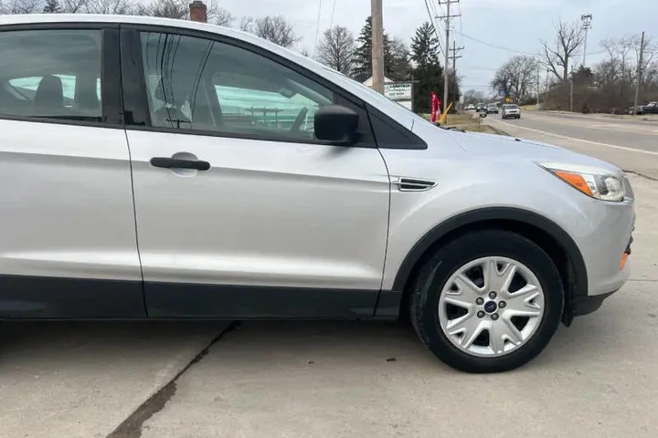 $6295 : 2013 Escape S image 6
