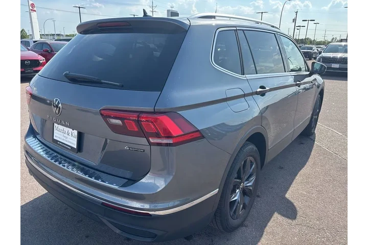 $29998 : 2024 Tiguan 2.0T SE image 5