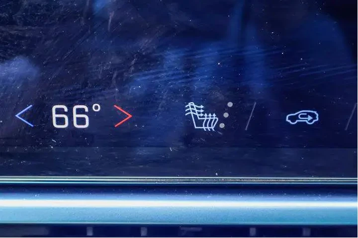 $23000 : Chevrolet Equinox EV 2024 LT image 8