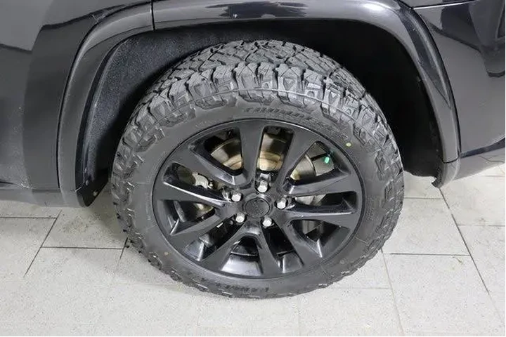 Jeep Grand Cherokee 2019 4x4 image 10