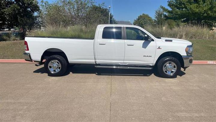 $32700 : 2020 RAM 2500 CREW CAB2020 RA image 4