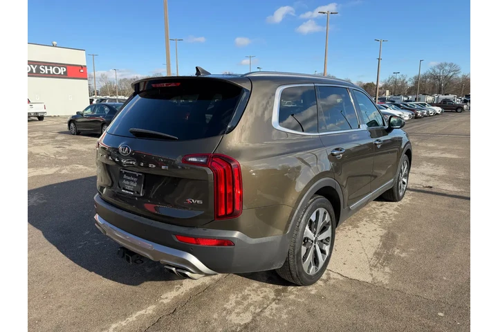 $17980 : 2020 Telluride S image 3