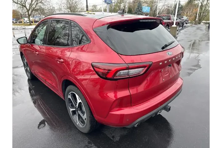 $23495 : Ford Escape 2023 AWD ST-Line image 5
