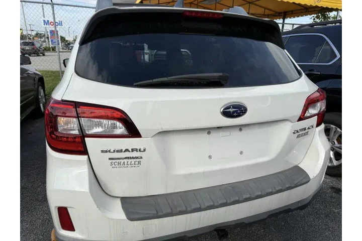 $8250 : 2016 Outback 2.5i Limited image 5
