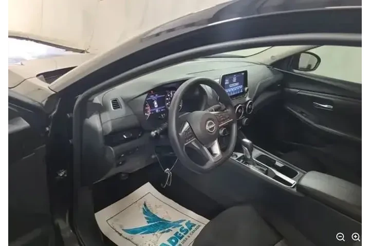 $21988 : Nissan Sentra 2025 SV 4dr Se image 3