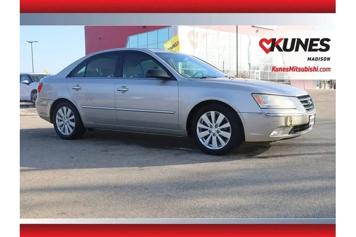 $4977 : Hyundai SONATA 2009 Limited image 1