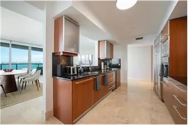 $12500 : Rental property with 2 bedro image 9