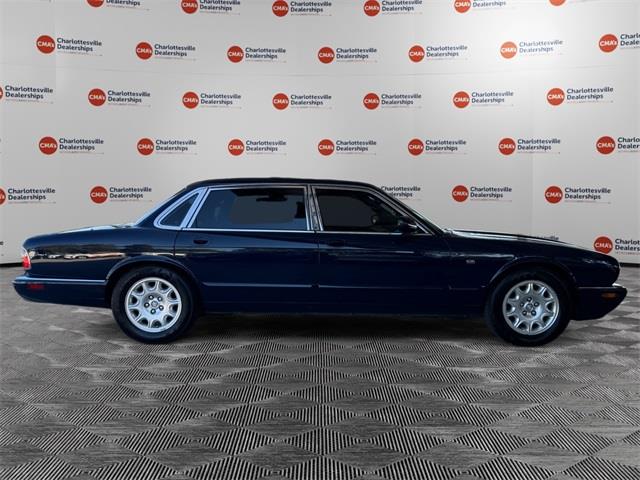 $8499 : PRE-OWNED 2001 JAGUAR XJ8 L image 6