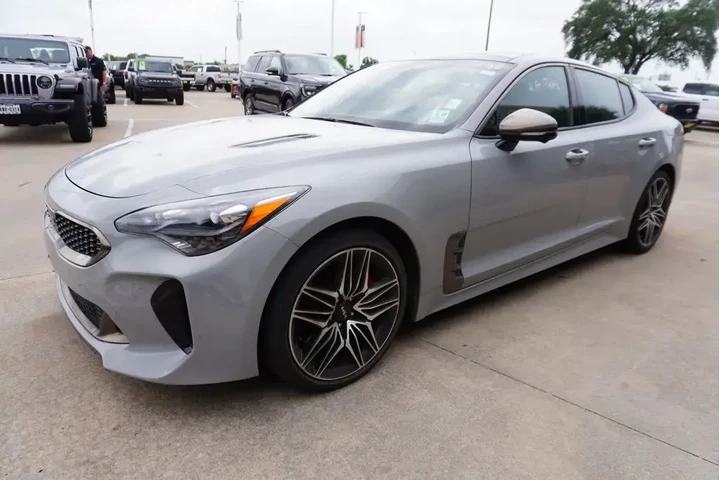 $37725 : Kia Stinger 2022 GT2 4dr Sed image 3