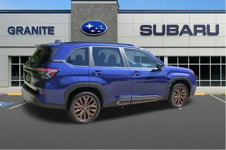 $32990 : Subaru Forester 2025 AWD Spo image 8