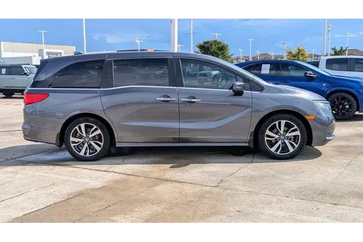 $21800 : Honda Odyssey 2021 Touring 4 image 2