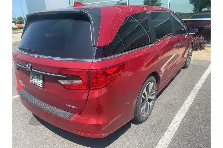 $39797 : Honda Odyssey 2024 Touring 4 image 7