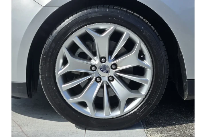 $12200 : Ford Taurus 2017 Limited 4dr image 10