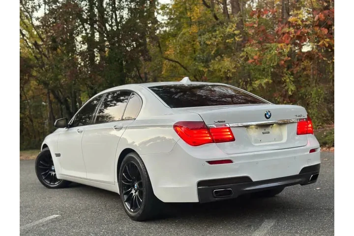 $13990 : 2015 BMW 7 Series 740Li xDrive image 6