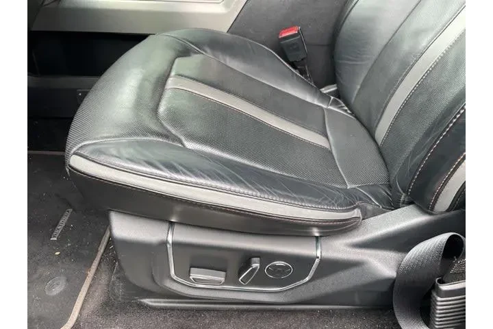 $38993 : Ford F-150 2018 4x4 Platinum image 8