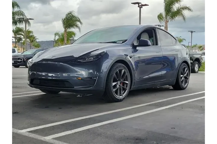 $29318 : Tesla Model Y 2022 AWD Perfo image 5