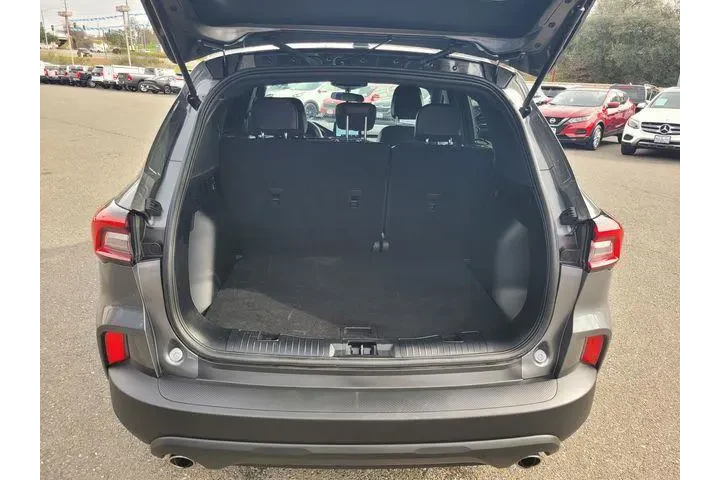 $25673 : Ford Escape 2025 AWD ST-Line image 8