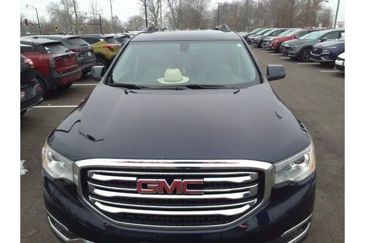 $14715 : GMC Acadia 2017 4x4 SLT-1 4d image 7