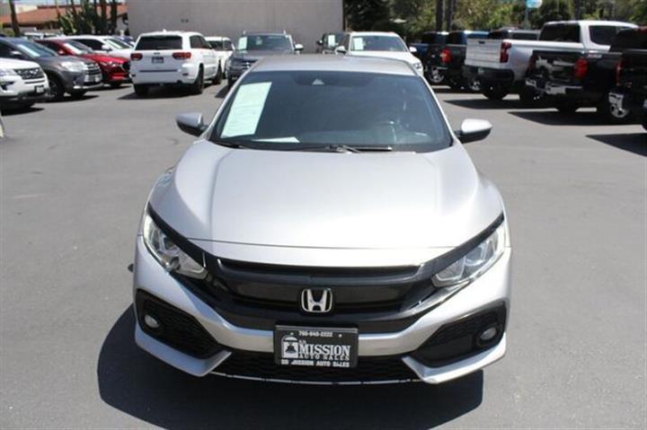 $20995 : 2019 Civic Hatchback image 2