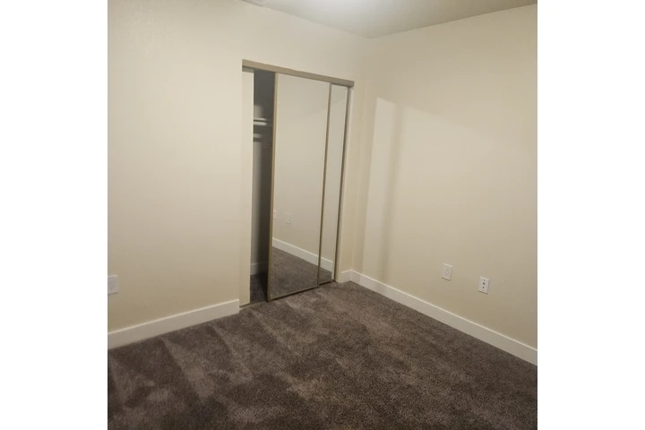 $875 : SE RENTA CUARTO image 4