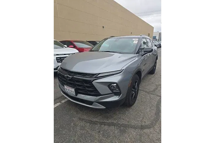 $32000 : Chevrolet Blazer 2025 AWD LT image 1