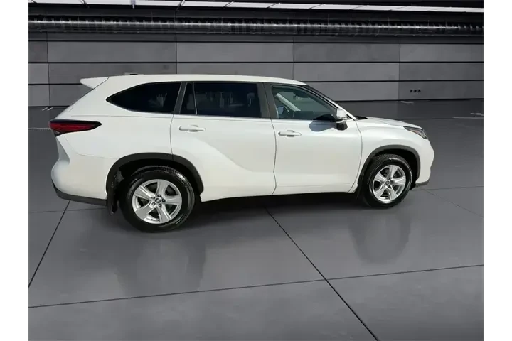 $33999 : Toyota Highlander Hybrid 202 image 9