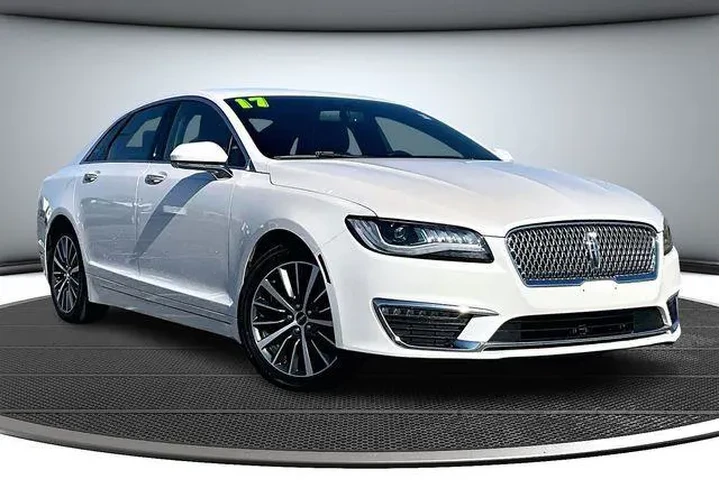 $14000 : Lincoln MKZ Hybrid 2017 Prem image 3