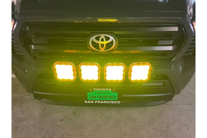 $35988 : Gold Certified 2025 Tacoma SR image 9