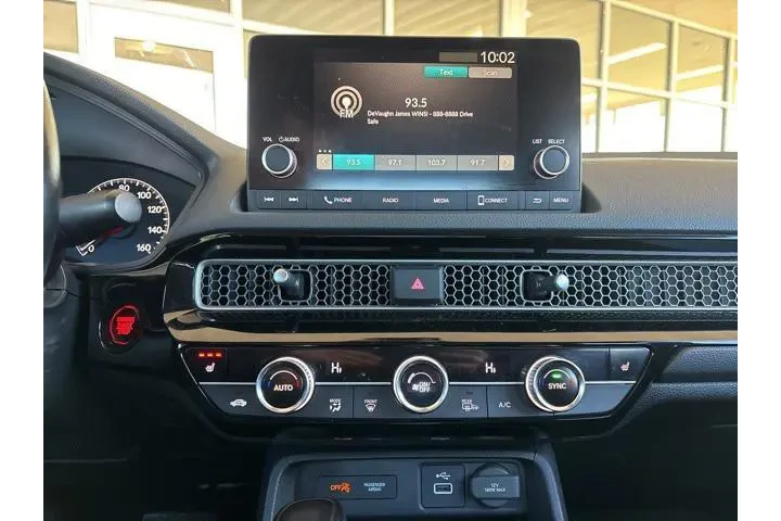 $23998 : Honda Civic 2022 EX 4dr Seda image 10