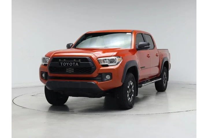 $28998 : Toyota Tacoma 2018 4x4 TRD P image 4