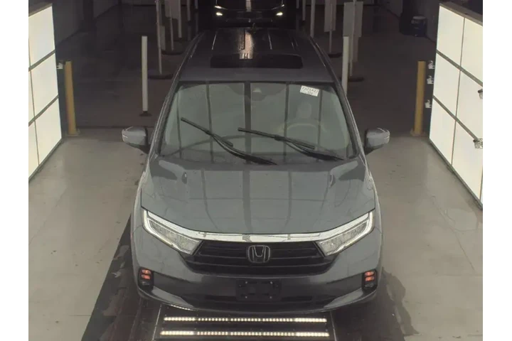 $29999 : Honda Odyssey 2024 EX-L 4dr image 3