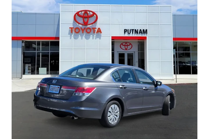 $10998 : Honda Accord 2012 LX 4dr Sed image 4