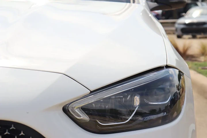 $43998 : 2025 C 300 Sedan image 7