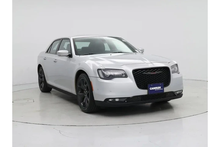 $24998 : Chrysler 300 2021 S V6 4dr S image 1