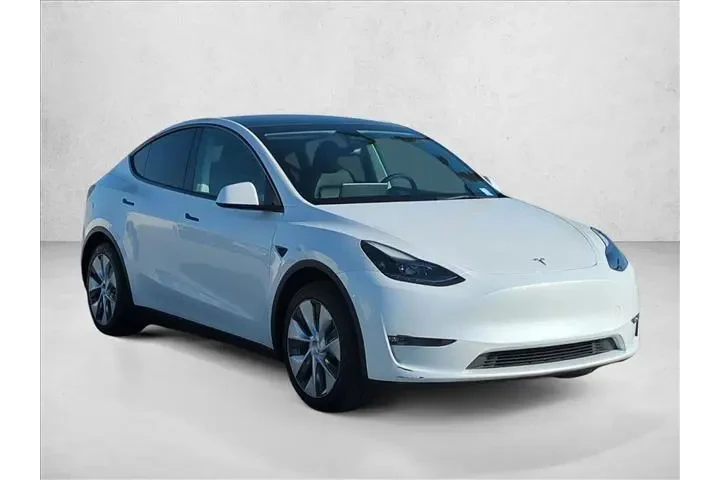 $29380 : Tesla Model Y 2023 AWD 4dr C image 3
