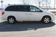 $5995 : 2005 Grand Caravan SXT thumbnail