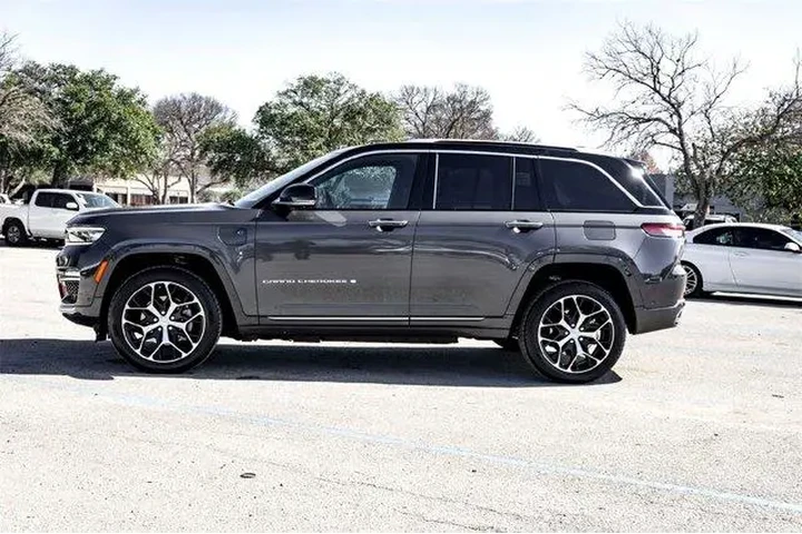 $34640 : Jeep Grand Cherokee 2022 4x4 image 8