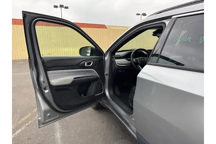 $22413 : Jeep Compass 2023 4x4 Latitu image 7