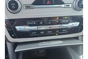$27500 : Ford Explorer 2023 AWD XLT 4 thumbnail