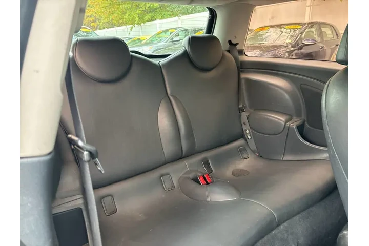 $2499 : 2006 MINI Cooper image 10