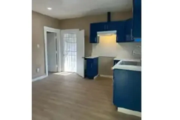 $1550 : RENTO APTO. EN EAST L.A. image 1