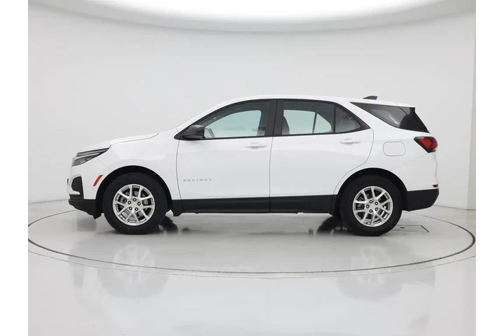 $22998 : Chevrolet Equinox 2024 LS 4d image 3