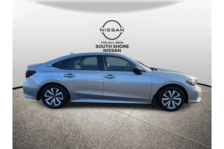 $21985 : Honda Civic 2025 LX 4dr Seda image 5