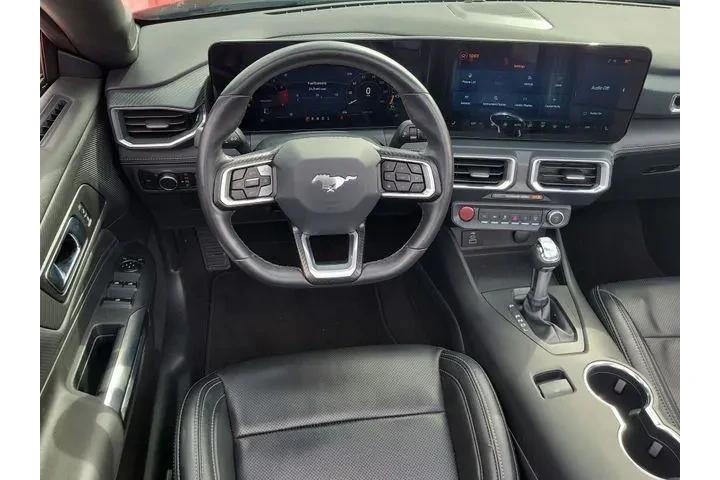 $31990 : Ford Mustang 2025 EcoBoost P image 5