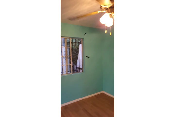 $1100 : Se Renta Cuarto Echo Park image 7