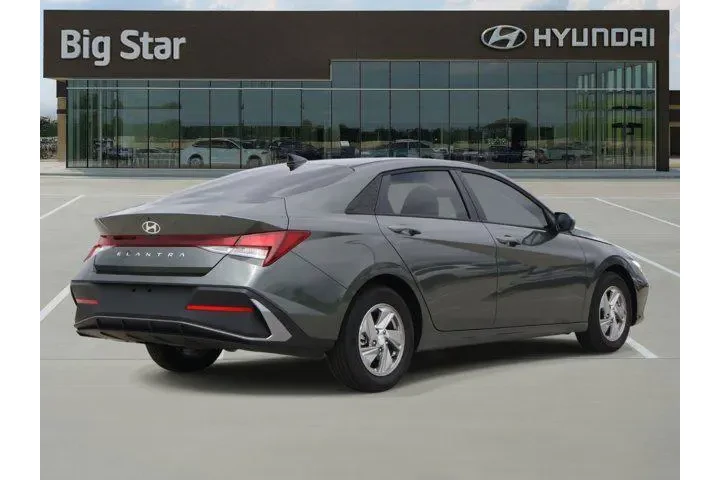 $22913 : Hyundai ELANTRA 2026 SE 4dr image 4