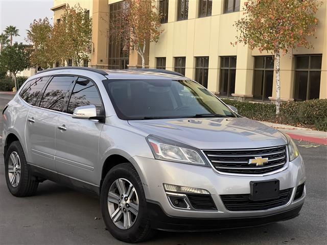 $8650 : 2016 Chevy Traverse image 4