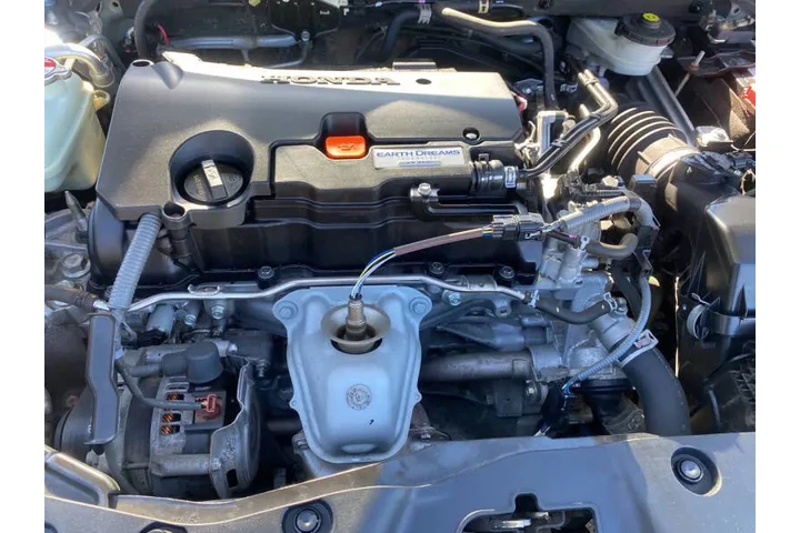 $15999 : 2018 Civic EX w/ Sensing image 8